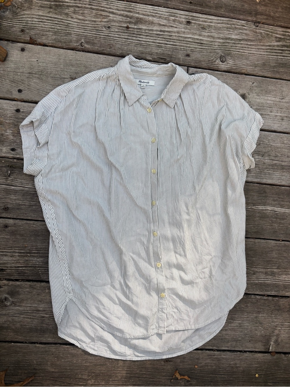 Madewell Women’s Short-Sleeve Button-Up Shirt in White with Navy Stripes